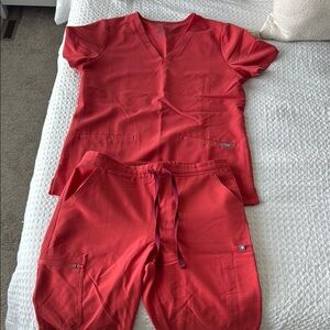 Figs clay colored scrub set